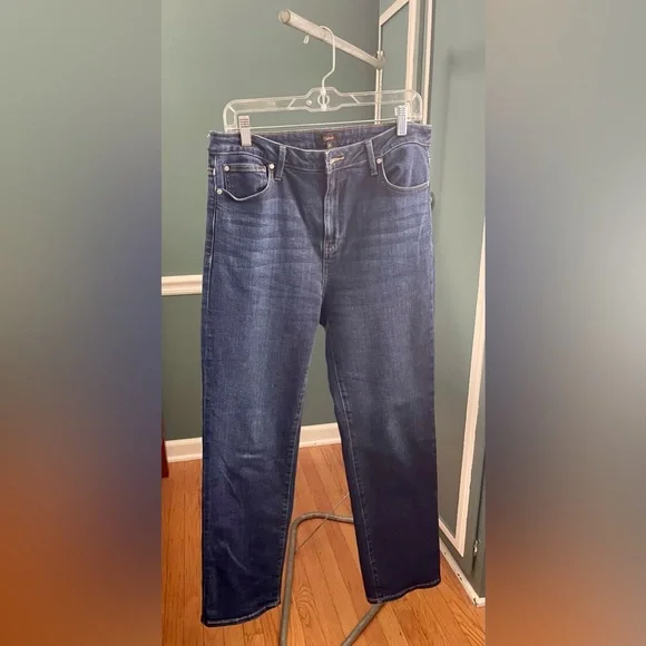 Quince Dark Blue Straight Leg - Picture 2 of 4